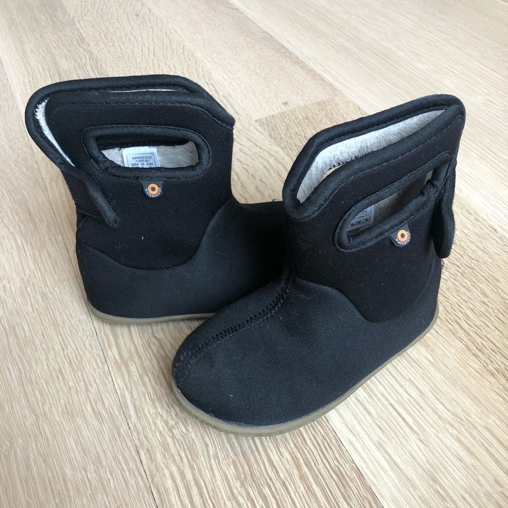 Bogs classic toddler pull in winter boot sz 8